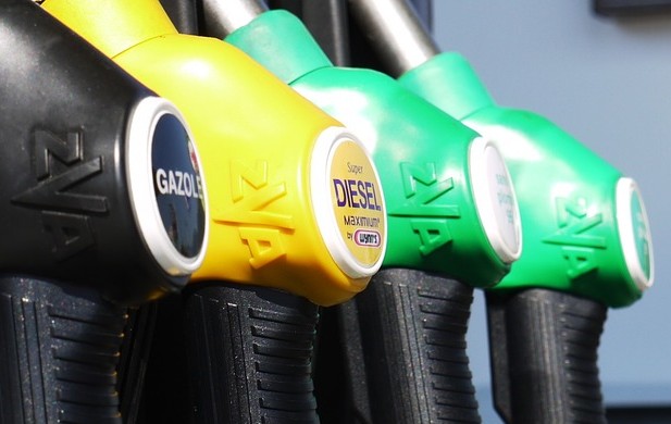Változik a gázolaj ára péntektől