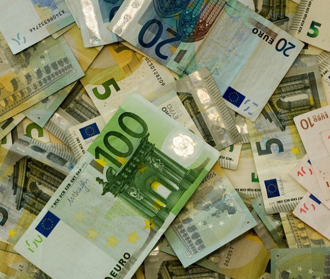 Kifeküdt a forint - Itt az új mélypont - alon.hu