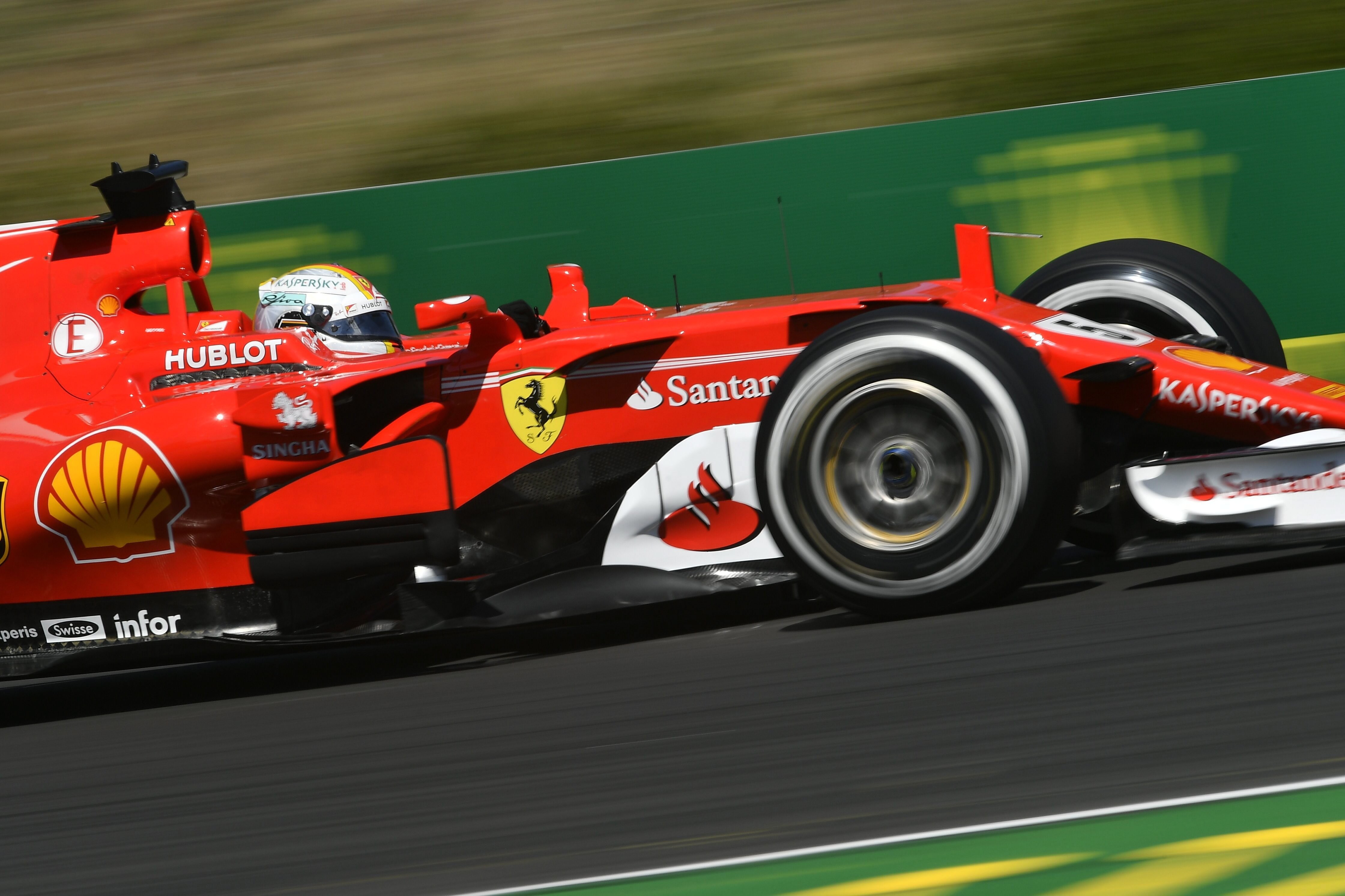 Forma 1 - Vettel a leggyorsabb a harmadik szabadedzésen