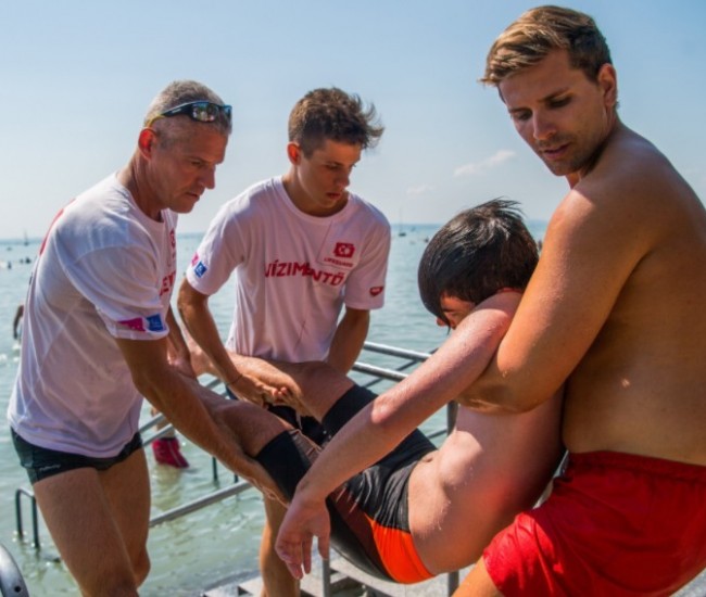 Az idén eddig már többen fulladtak a Balatonba, mint ...