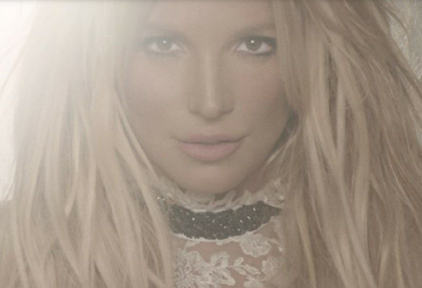 Sokmillió dolláros üzletről állapodott meg Britney Spears egy könyvkiadóval