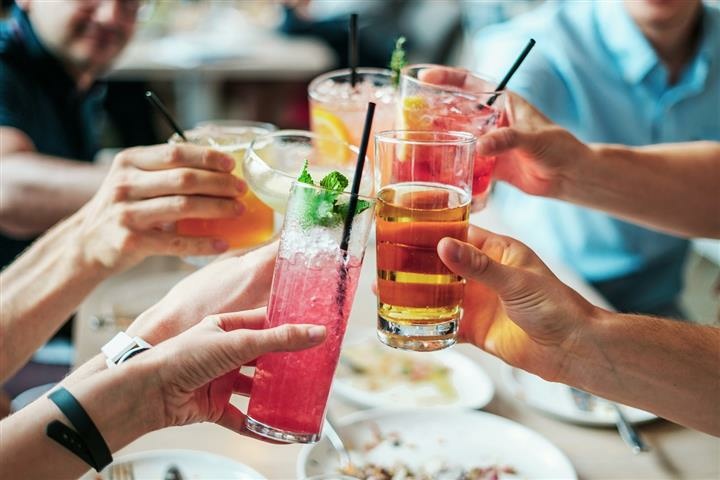 Tovább nőhet az alkoholos italok szerepe az e-kereskedelemben