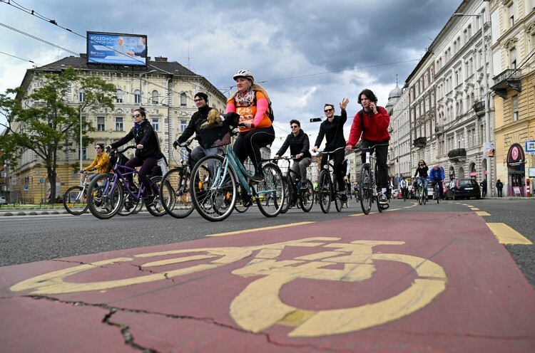 Budapesten kerékpáros felvonulás