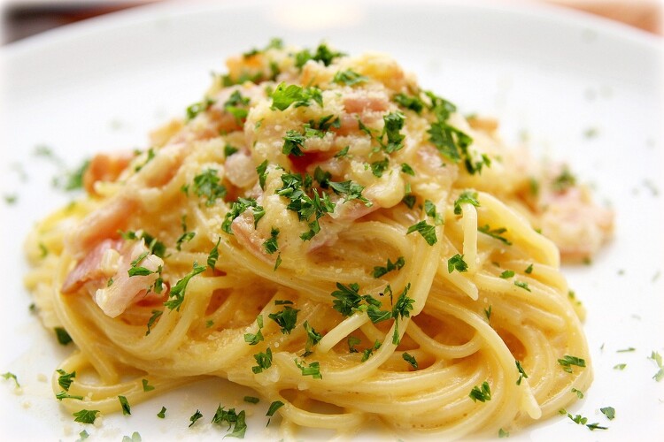Mit süssünk, főzzünk, - pasta carbonara