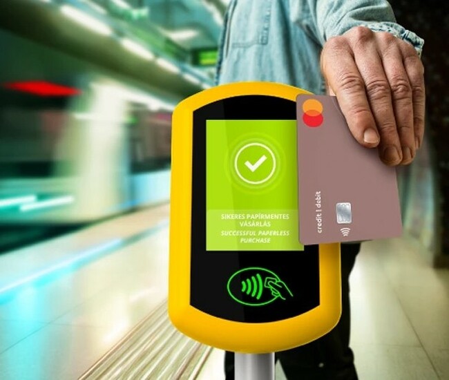 Bankkártyás fizetéssel is lehet jegyet venni a budapesti metrón ...