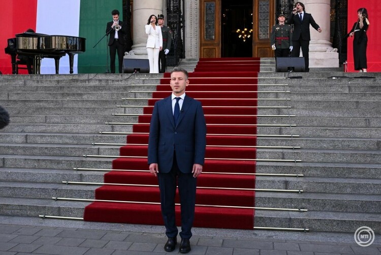 Megalakult az új Országgyűlés: Magyar Péter Magyarország miniszterelnöke - Forrás: MTI