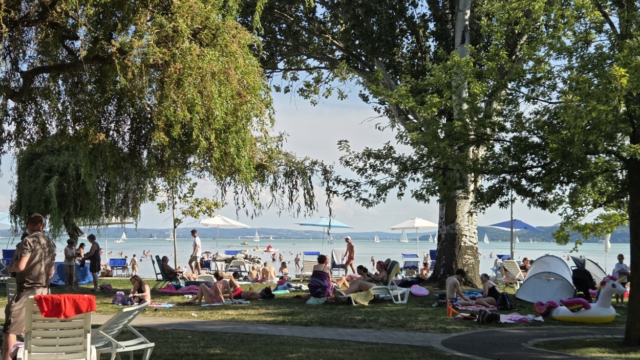 Kánikula vagy vihar? - Itt a friss szombati időjárási forgatókönyv