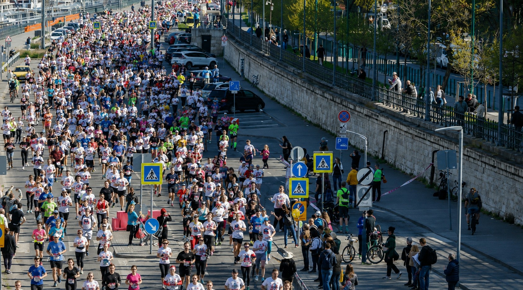 Hatalmas mezőny jön a Budapest Maratonra, 120 országból érkeznek futók