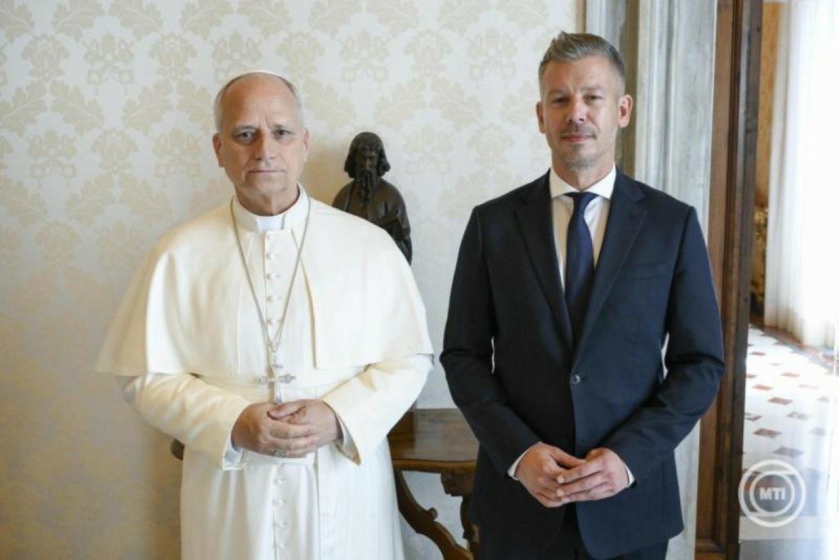 XIV. Leó pápa magánaudiencián fogadta Magyar Pétert a Vatikánban