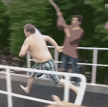 Egy jól sikerült ugrás a vízbe Egy jól sikerült ugrás a vízbe