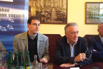 Kovács László