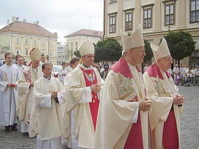 Beiktatták Veres András megyéspüspököt