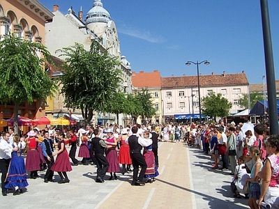 Átadták Szombathely felújított főterét