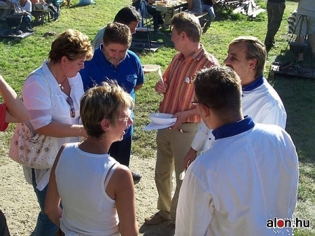 A média és a politika kifőzte