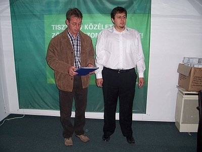 Az MDF rendet vágna