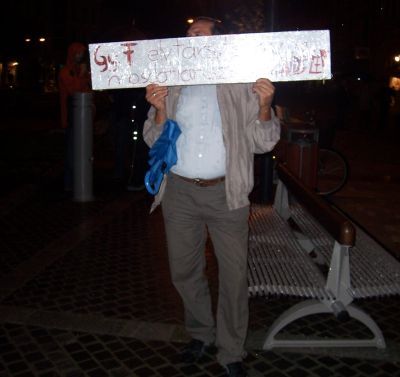 2006. elrontott képes krónikája
