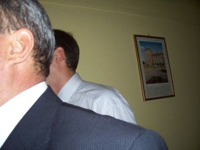 2006. elrontott képes krónikája