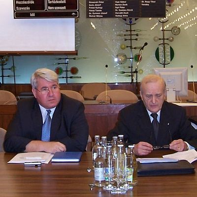 Egészségügyi bizottság: Mi lesz most?