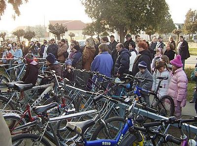 Szentkirályi élőlánc az iskoláért