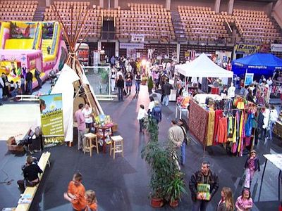 Expomix a sportcsarnokban: Kirakodóvásár-jelleggel