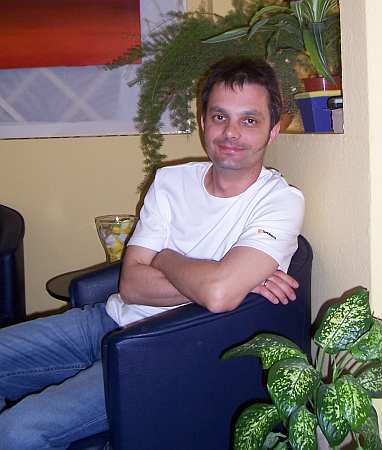 Dröszler László, fodrász