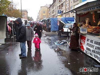 kirakodóvásár