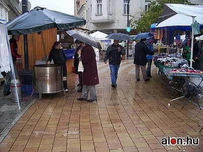 kirakodóvásár