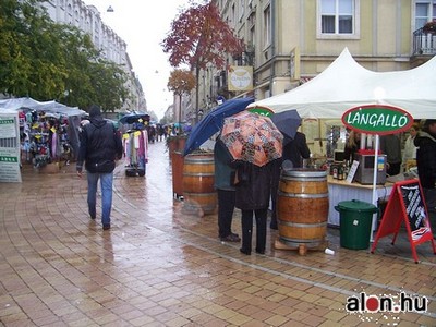 kirakodóvásár