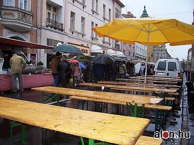 kirakodóvásár