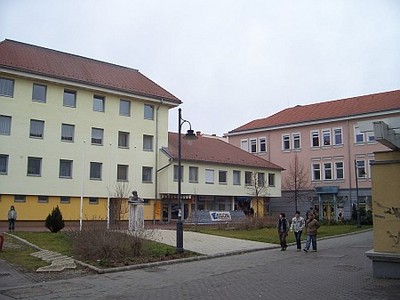 Levéltári tömb