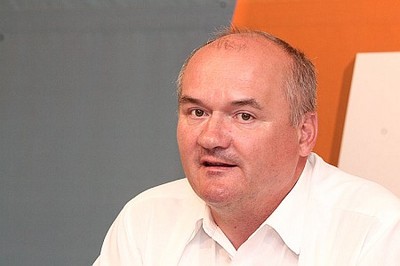 Hende Csaba