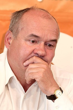 Hende Csaba