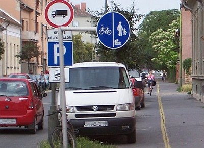 Tragikomikus bicikliutak Szombathelyen