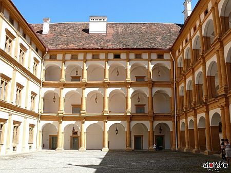 Az Eggenberg-kast&eacute;ly