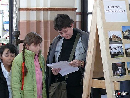 Élőlánc a kisiskolákért, Szombathely