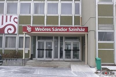 Weöres Sándor Színház: 9700
