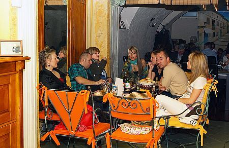 Nőnap esti séta Szombathelyen