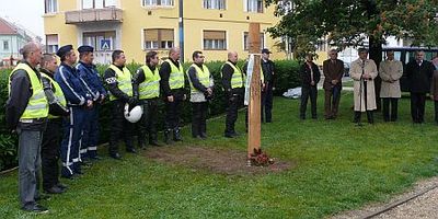 Kopjafa állítás a Gayer-parkban Közlekedésbiztonsági roadshow Szombathely