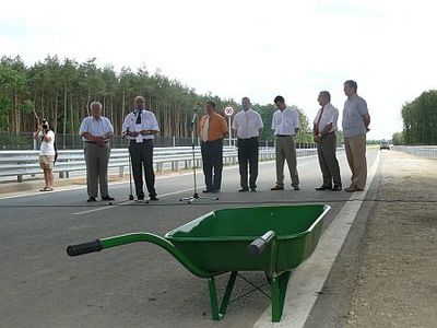  &Aacute;tadt&aacute;k a 86-os első 2x2 s&aacute;vos szakasz&aacute;t