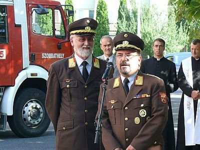 Az ünnepségen jelen voltak az oberwarti tűzoltók is Új tűzoltóautó Szombathelyen