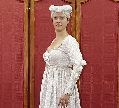Viseljen ön is korhű ruhát a Savaria Karneválon!