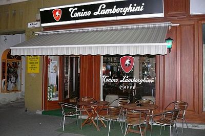 A Tonino Lamborghini Café Szombathelyen
