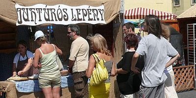 Savaria Karnevál - Támogatók kellenének ide is A szabadtéri jó levegő felnyomja az árakat