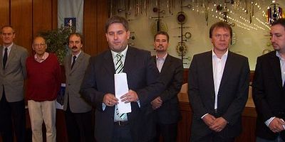 Fidesz és a szocialisták is rendkívüli közgyűlést akarnak Szombathelyen