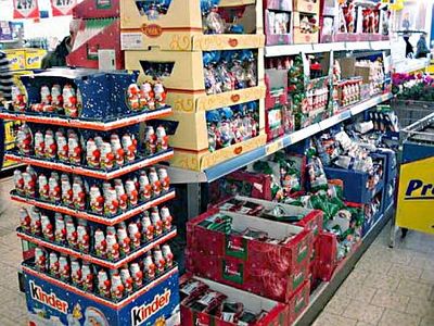 Mikuláscsomagok a hipermarketekben