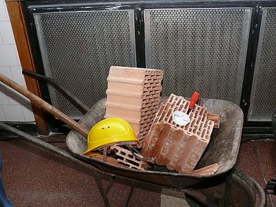 Időkapszulával indult az új sárvári rendelő építése