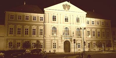 Megyeháza (szépia)