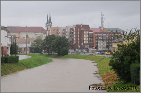 A megduzzadt Perint Szombathelyen