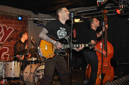 Mystery Band a V&eacute;g&aacute;llom&aacute;sban