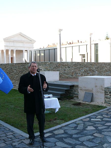 Isem projekt, időkapszula